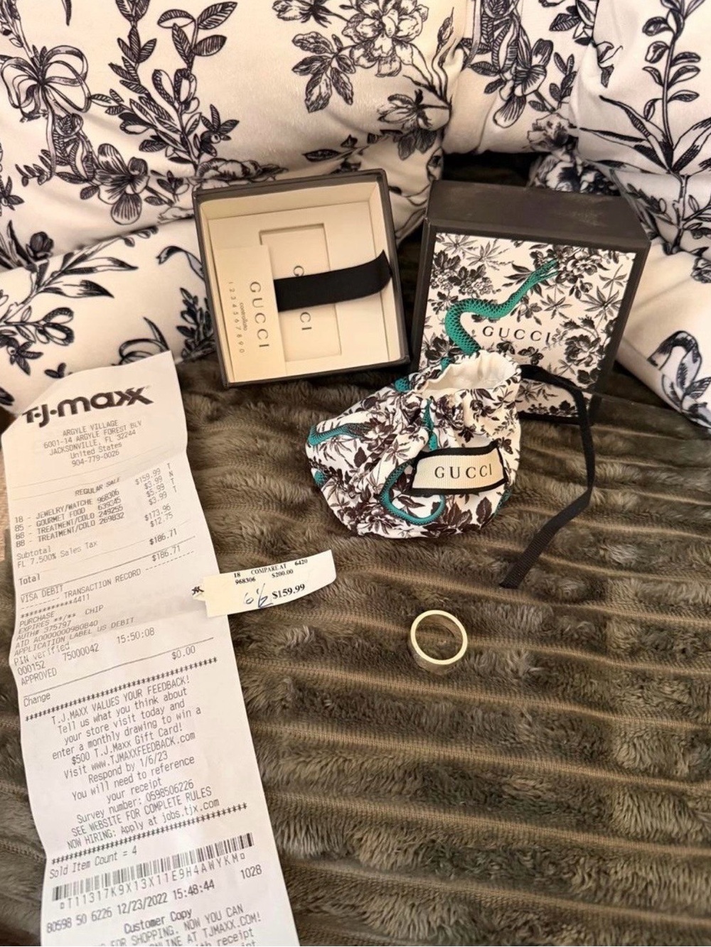 Gucci silver Ring